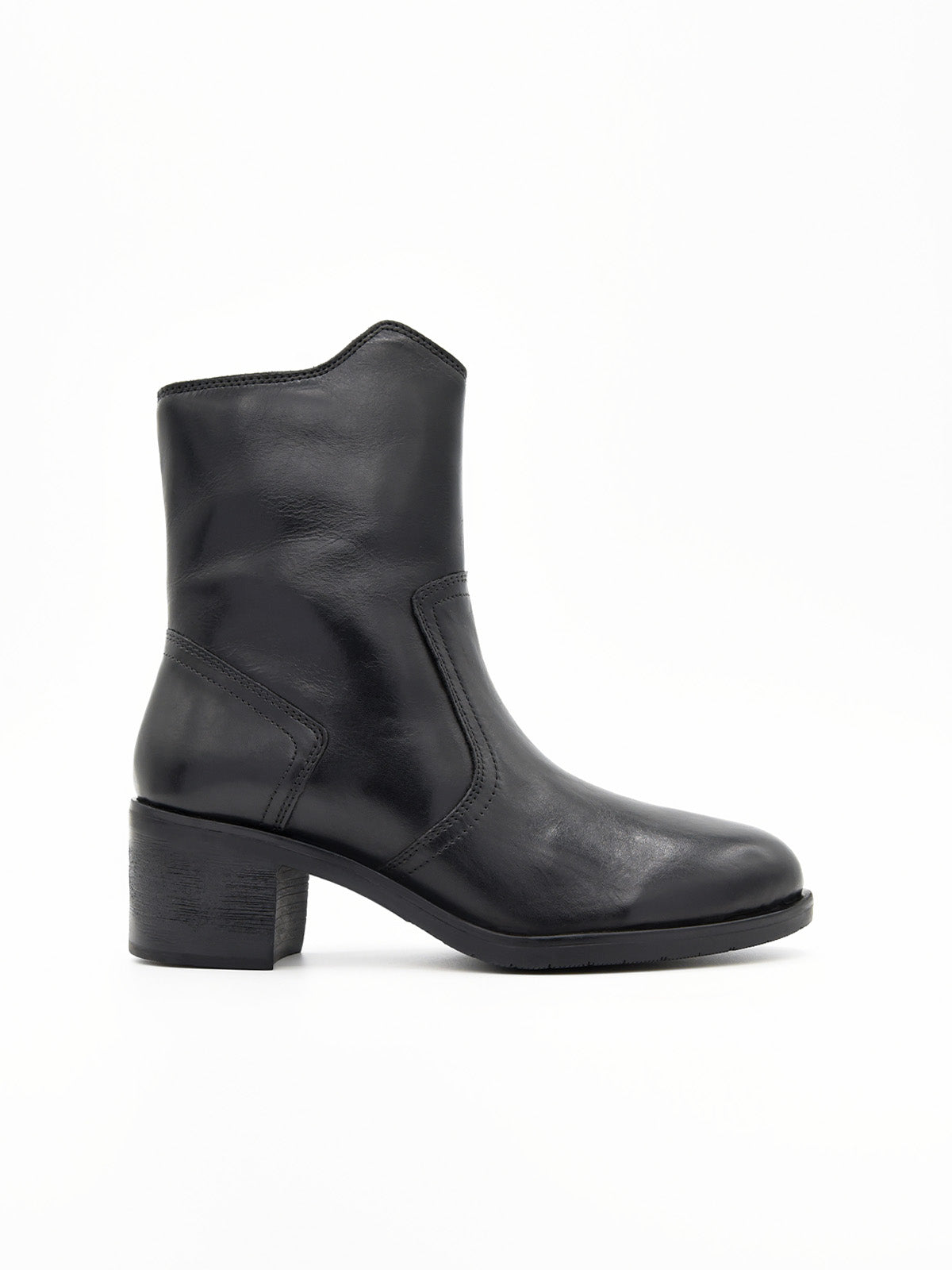 BOTÍN NEGRO DE TACÓN ANCHO