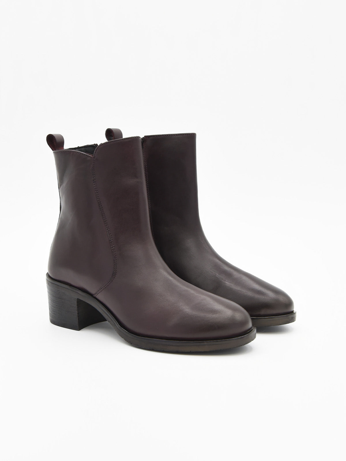 BOTINES BURDEOS DE TACÓN MEDIO