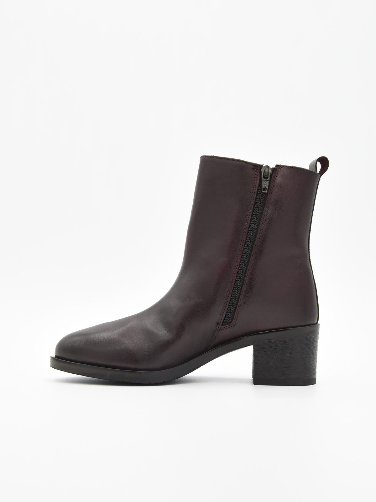 BOTINES BURDEOS DE TACÓN MEDIO