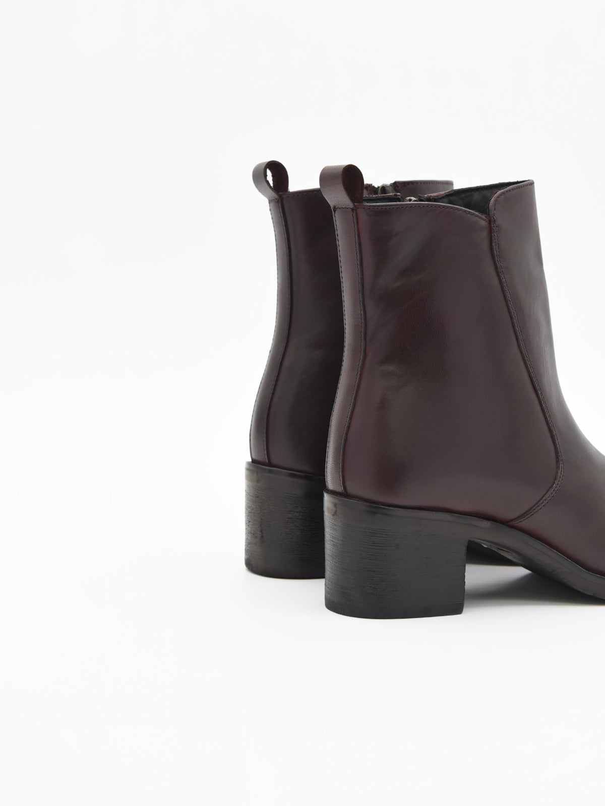 BOTINES BURDEOS DE TACÓN MEDIO