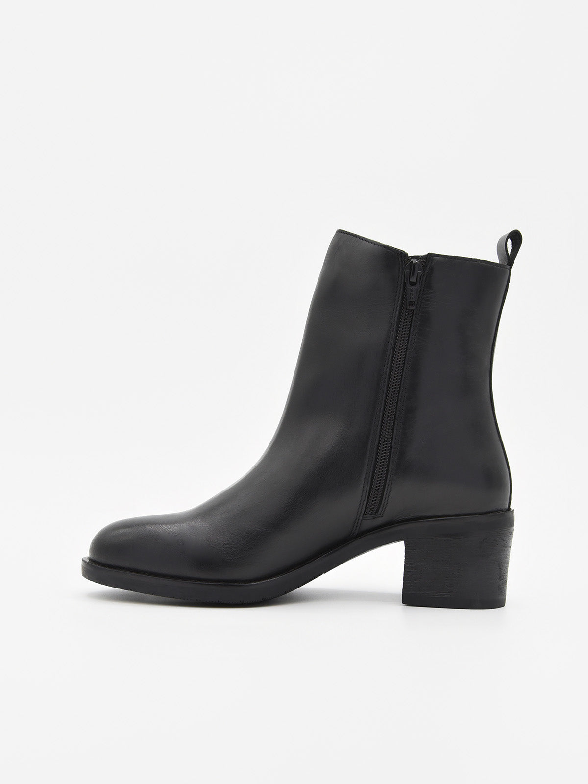 BOTINES NEGROS DE TACÓN MEDIO