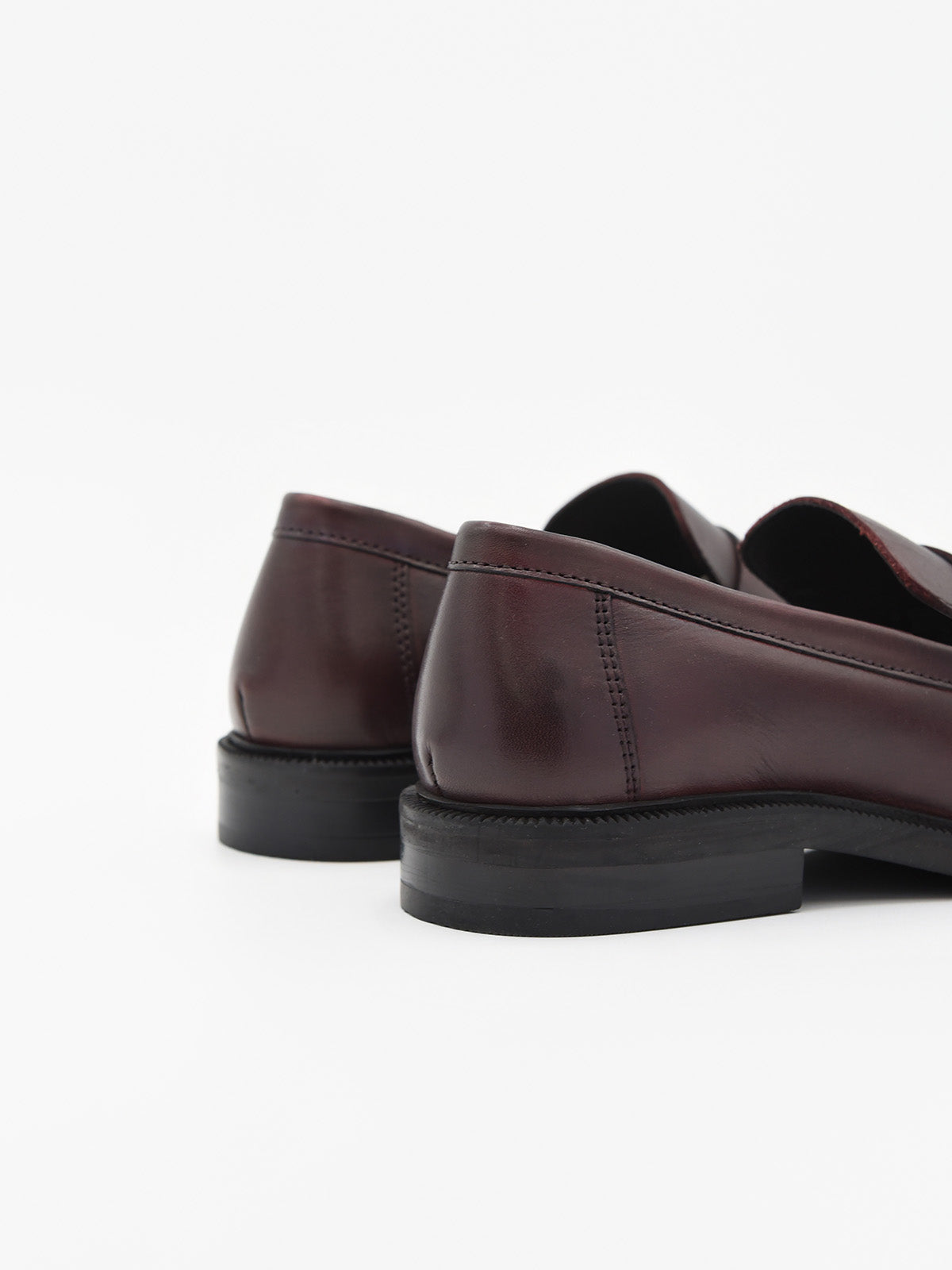 MOCASINES DE PIEL BURDEOS PARA MUJER