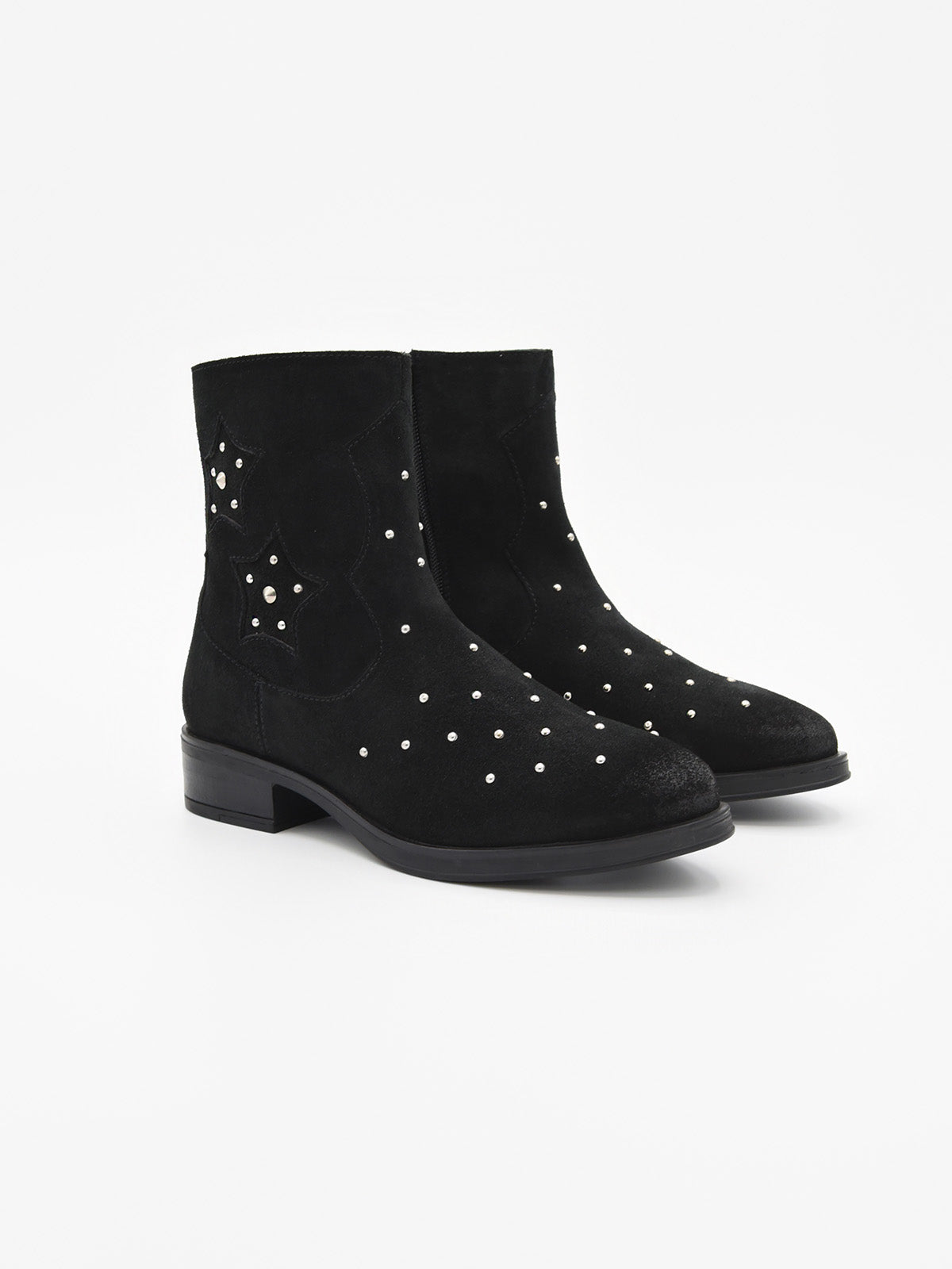 BOTINES  NEGROS DE SERRAJE CON TACHAS