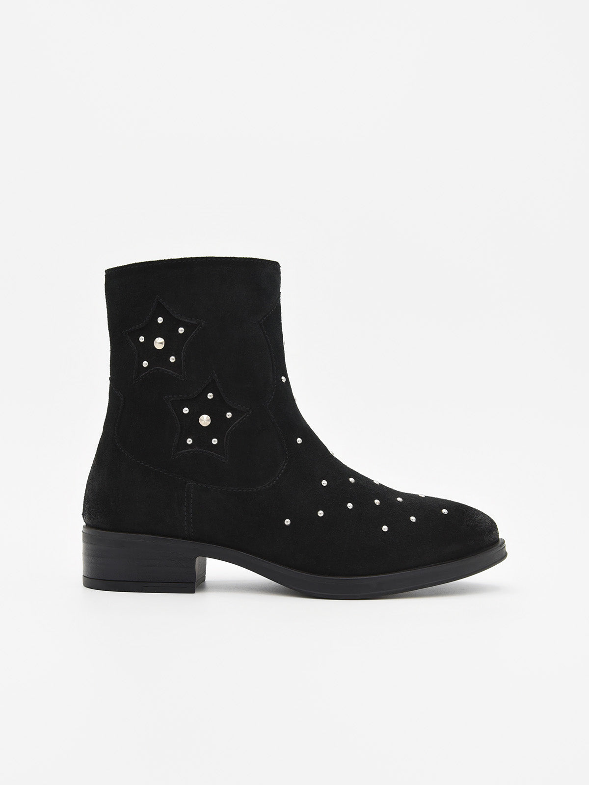 BOTINES  NEGROS DE SERRAJE CON TACHAS