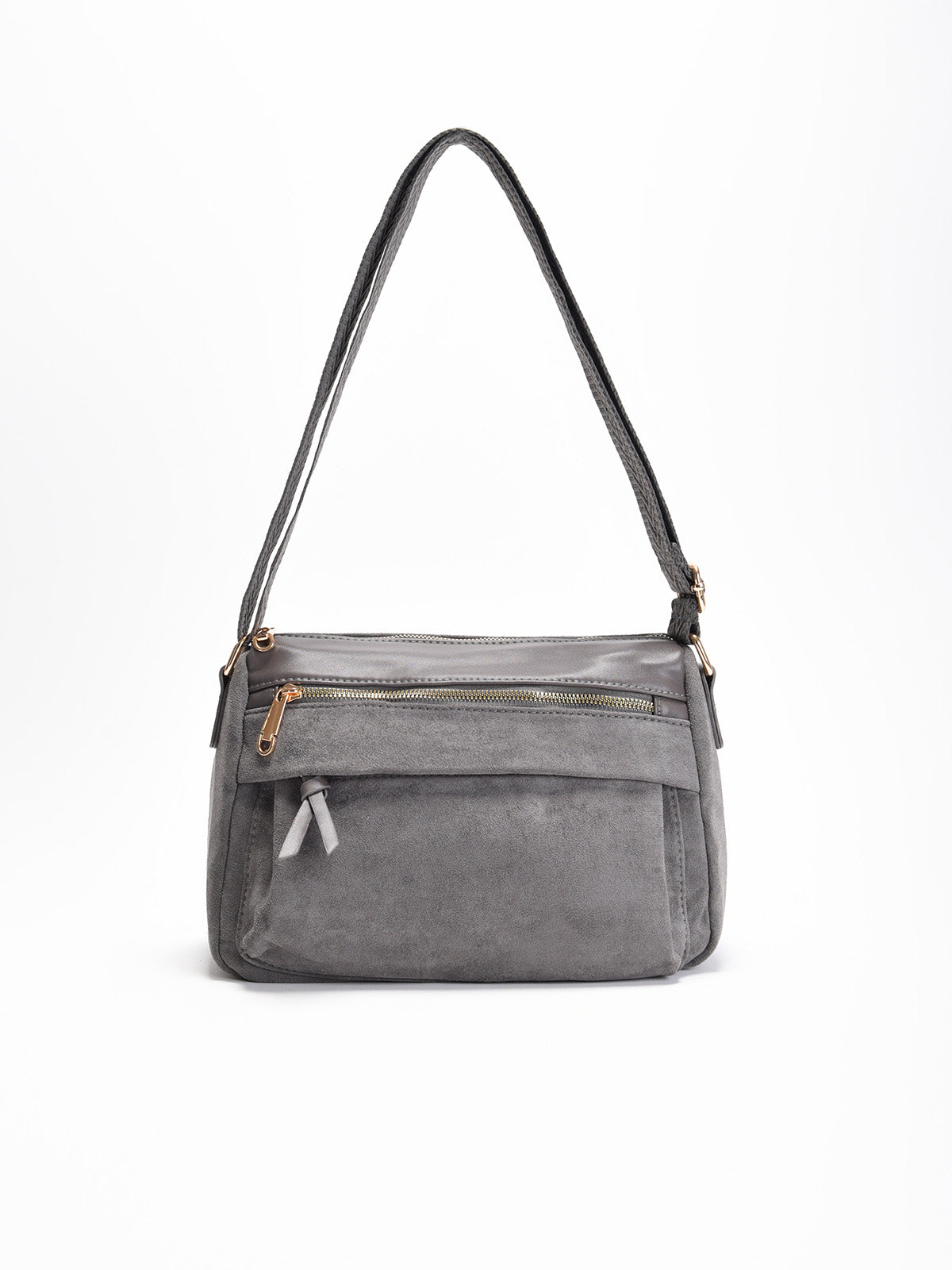 Bolso bandolera gris con solapa, asas medias y varios bolsillos con cremallera. Interior forrado con compartimentos organizadores.