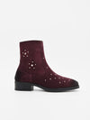 BOTINES BURDEOS DE SERRAJE CON TACHAS