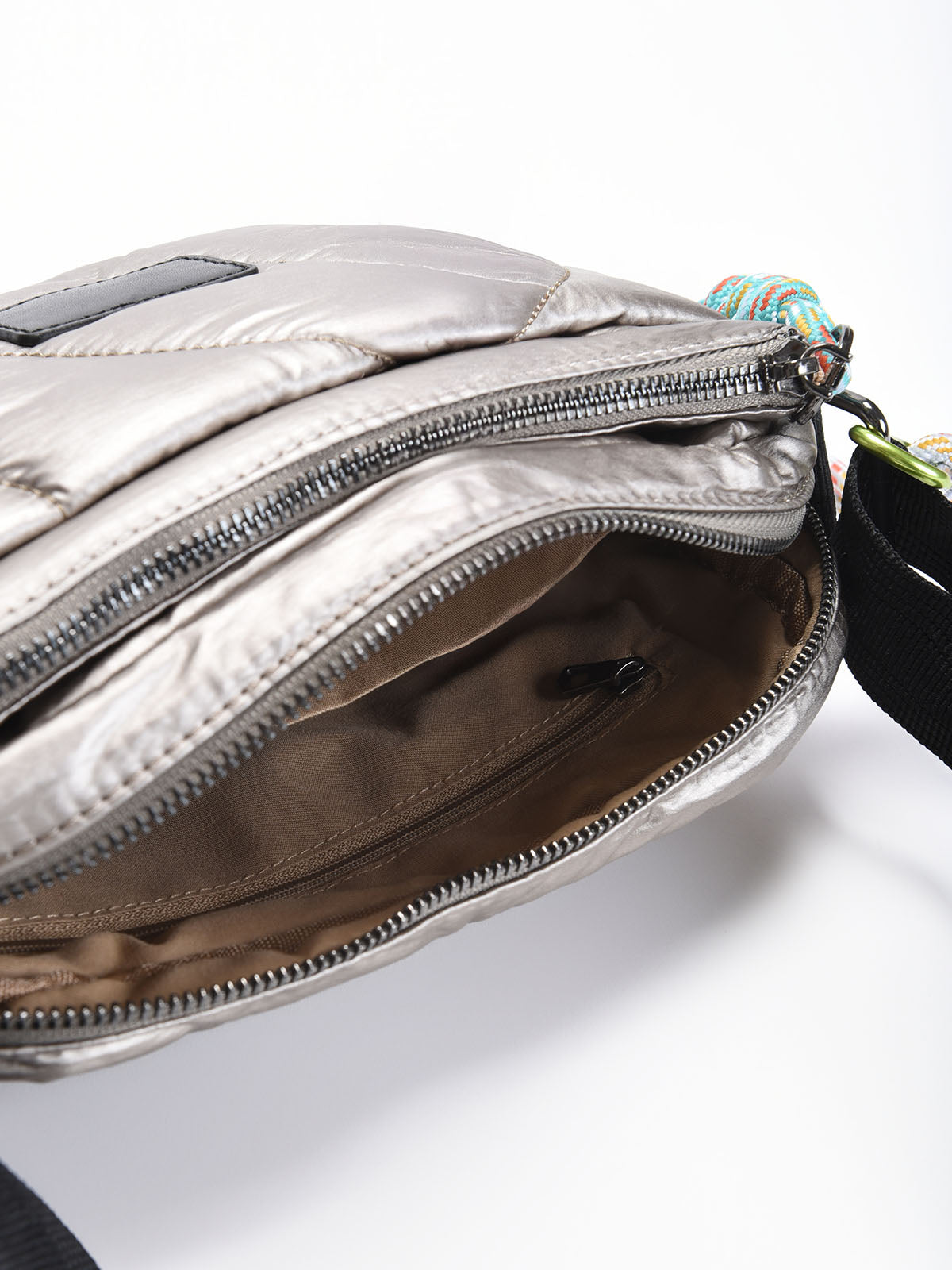 Bolso bandolera acolchado plomo