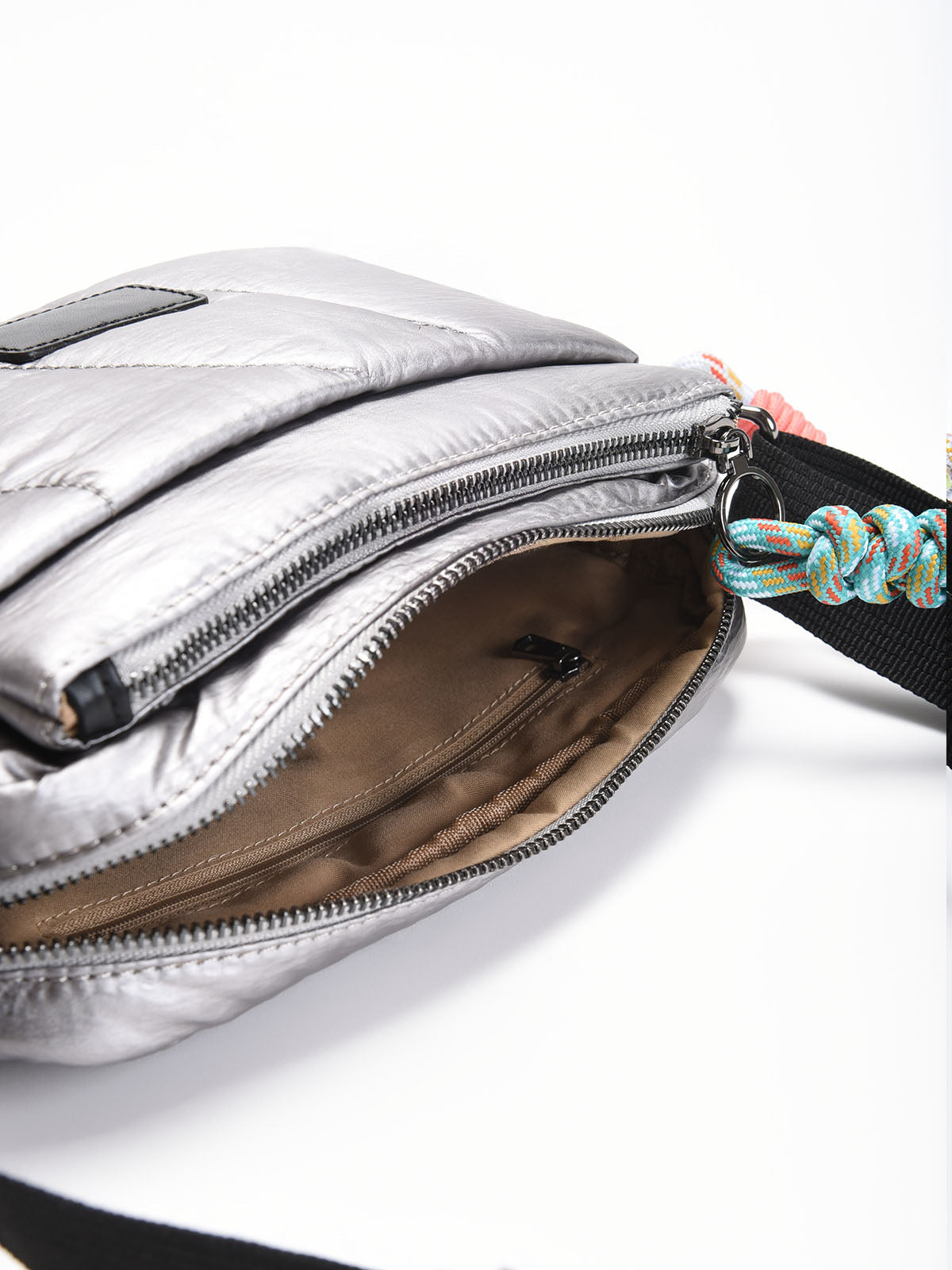 Bolso bandolera acolchado plata