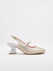 Zapato de tacón metalizado en oro y plata para mujer